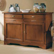 Классический комод из дерева