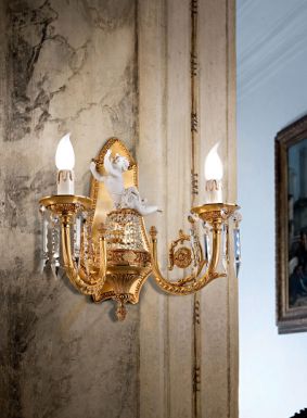 Классическое бра от F.B.A.I.