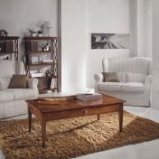 Кофейный столик с этажеркой