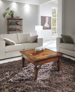 Кофейный столик для гостиной