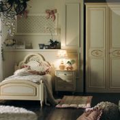 Комната для девочки в классическом стиле из коллекции CAMERETTE