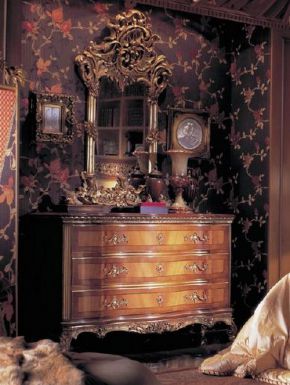 Комод и зеркало из коллекции Temptations