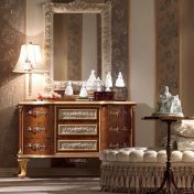 Комод и зеркало коллекции Canova