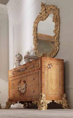 Комод и зеркало из итальянской коллекции Hermes