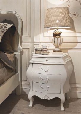 Комод с четырьмя ящиками из коллекции Mediterraneo