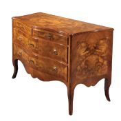 Комод в стиле середины 18-го века