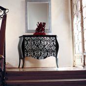 Комод в классическом стиле из коллекции Decor