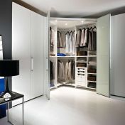 Компактная модель гардеробной от Mercantini