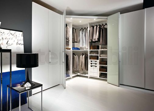 Компактная модель гардеробной от Mercantini