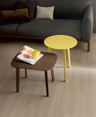 Комплект из столиков