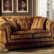 Комплект мягкой мебели Impero в классическом стиле