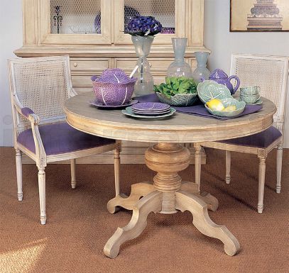 Композиция для столовой из натуральной древесины