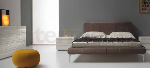 Композиция для спальни Mercantini с кроватью MAYA