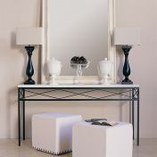 Композиция с консолью на стальной основе