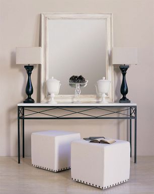 Композиция с консолью на стальной основе