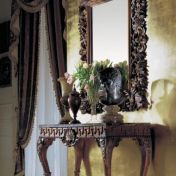 Консоль из коллекции Temptations