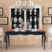 Контрастный мебельный гарнитур для столовой