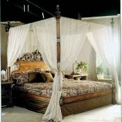 Королевская кровать