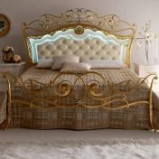 Кованая двухспальная кровать LUXOR