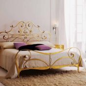 Кованая двухспальная кровать KRIZIA