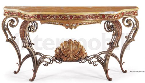 Красивая консоль для гостиной.