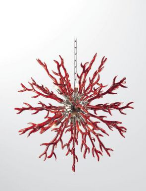 Красная подвесная люстра из стекла