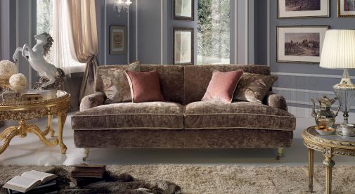 Кресло, мягкие диваны и пуф из коллекции Lady