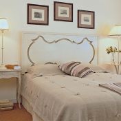 Кровать CAROLINA с высоким изголовьем