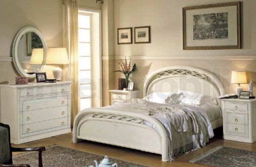 Кровать Le Stelle из коллекции Meridian кремового оттенка