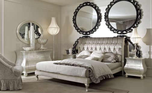 Кровать с обитым изголовьем