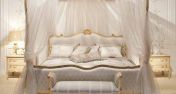 Кровать с балдахином коллекции Strauss