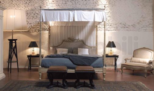 Кровать с балдахином