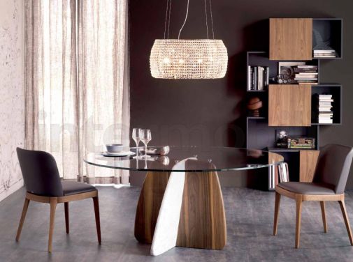 Круглый стеклянный стол