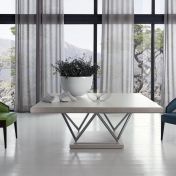 Квадратный стол Waldorf и стулья Peggy