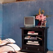 Лакированная тумба под телевизор от Tonin Casa