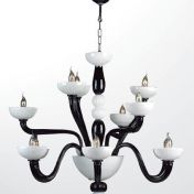 Люстра из черного и белого стекла
