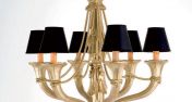 Люстра позолоченного цвета