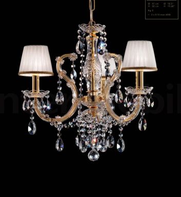 Люстра с тремя светильниками