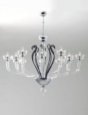 Люстра со множеством светильнитков