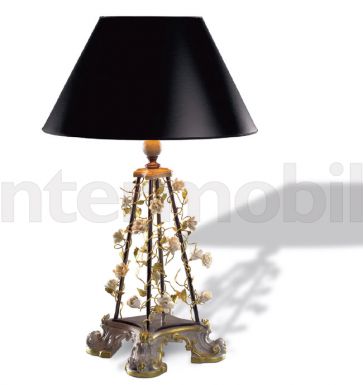 Настольная лампа с фарфоровым декором