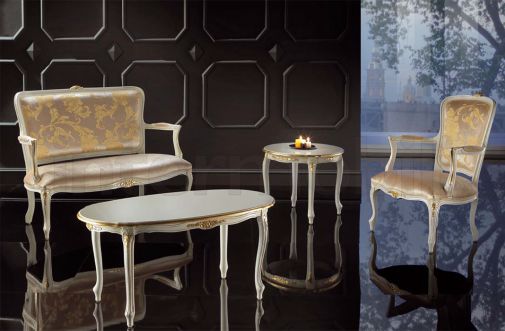 Мебель BRIANZOLO с флористическими резными элементами