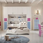 Мебельная композиция от итальянской фабрики Pentamobili