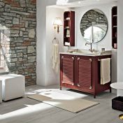 Мебельная композиция для просторной ванной комнаты