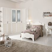 Мебельная композиция в приглушенной гамме от Pentamobili