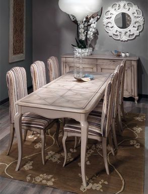 Мебельный гарнитур для столовой из натурального дерева