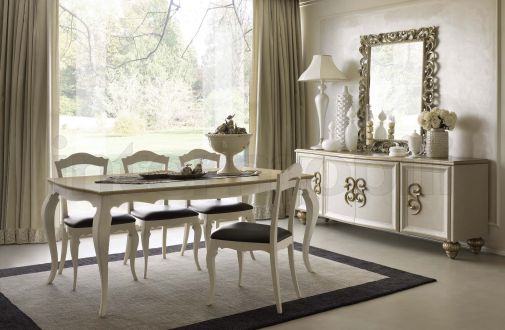 Мебельный набор в классическом стиле для столовой