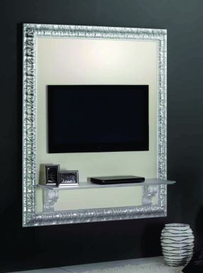 Панель под телевизор в классическом стиле