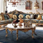 Круглый столик с мраморной столешницей