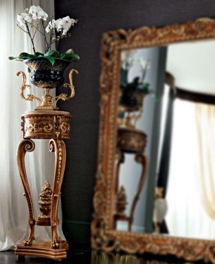 Подставка под вазу мраморная