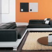 Модульный диван от Poles Salotti.